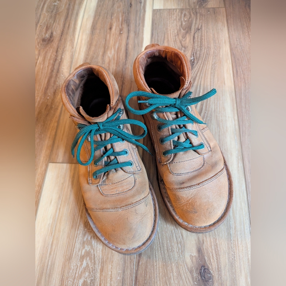 Jim Green Barefoot African Ranger – Fudge